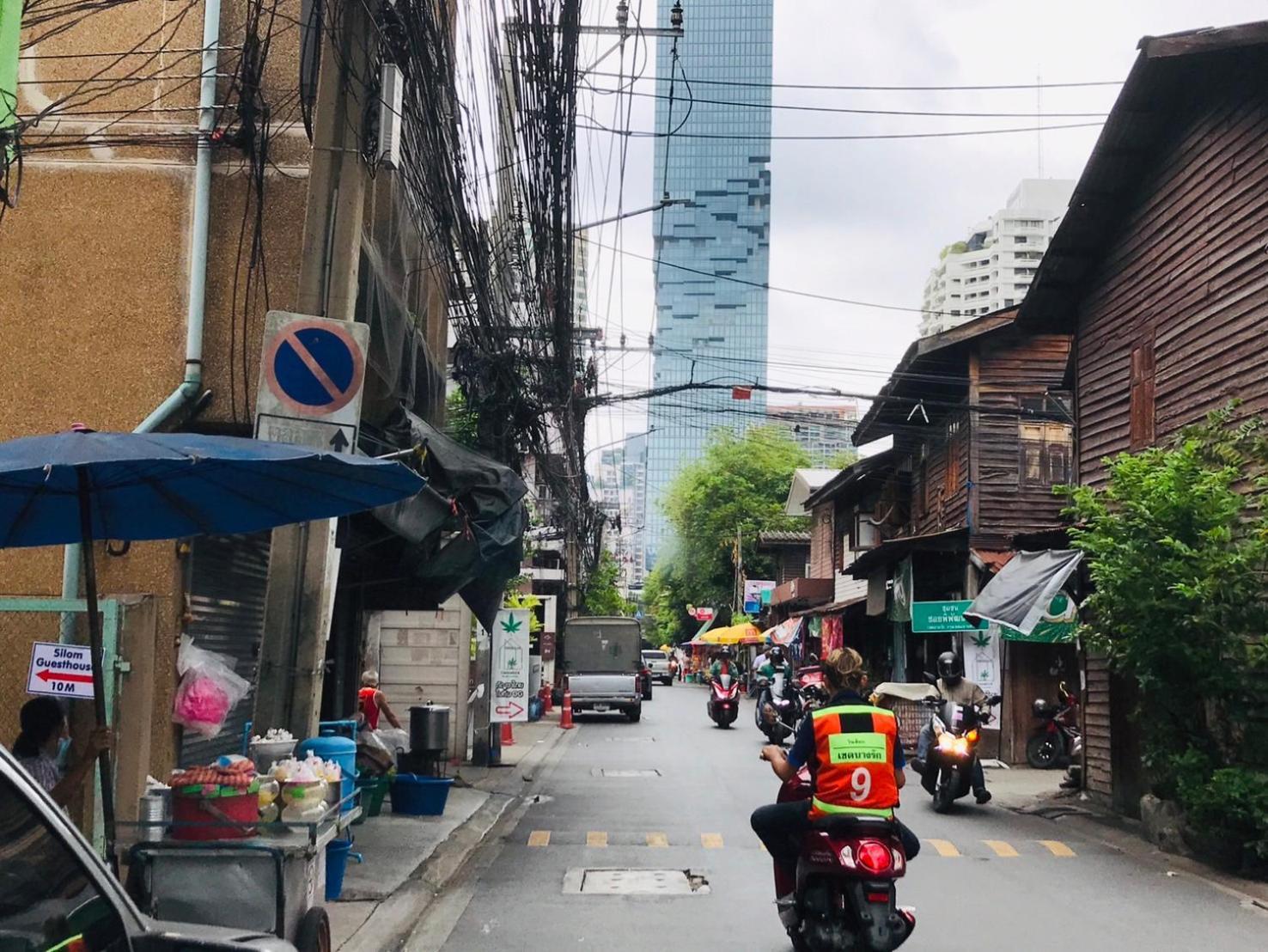 Silom Guesthouse Bangkok Exterior foto